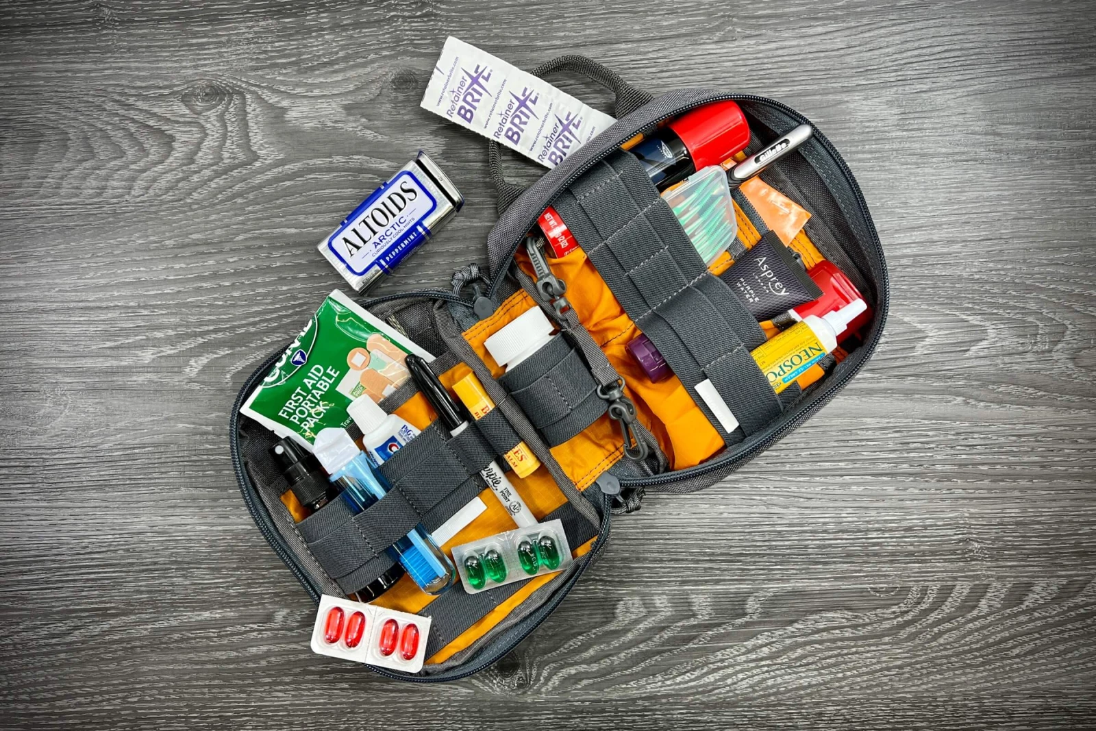 A multi-day personal toiletry bag for travel & trail.